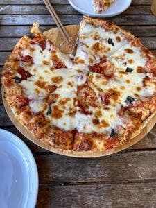 ピーカンロールピザ