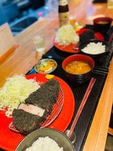 黒豚とんかつさつまやとんとん