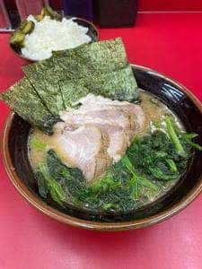 横浜ラーメン武蔵家 北千住西口店