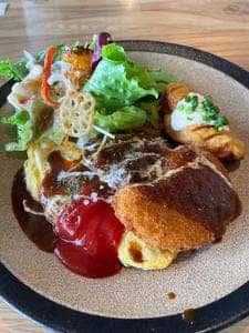 ダイニングカフェ 荘園小町