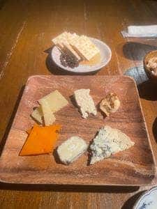 神戸豚屋 酒と出汁 かがり