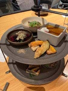 REVIVE KITCHEN THREE 東京ミッドタウン日比谷店