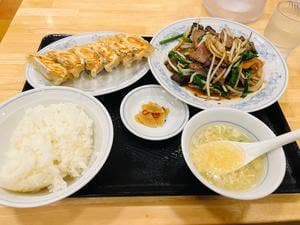 ぎょうざの満洲 JR京橋駅店