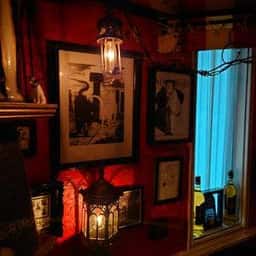 BAR VINE 2