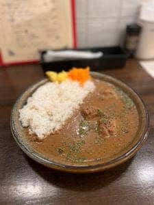 スペキエ