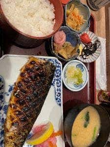 炭火焼専門食処 白銀屋 豊洲分店