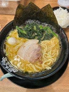 横浜家系ラーメン 町田商店 宮益坂店