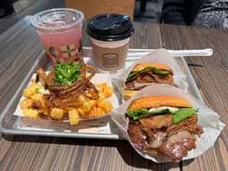 シェイクシャック 御殿場プレミアム・アウトレット店