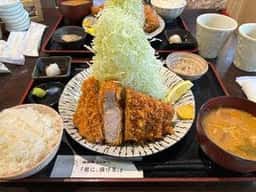 嬉嬉豚とんかつ 君に、揚げる。池袋本店