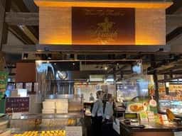 ヴィーナー・カフェ・コンディトライ シュトラウス