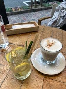 METoA cafe & kitchen