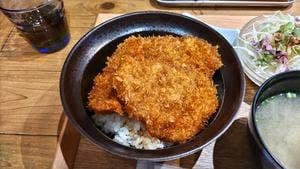 新潟カツ丼 タレカツ 神保町すずらん通り店
