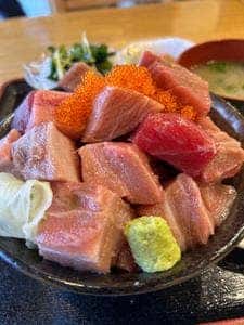 大衆酒場 まる富