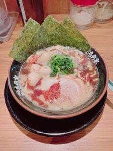 横浜家系ラーメン 壱角家 西葛西駅前店