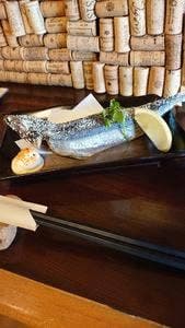 酒ト肉巻キ ニクイモアブラ