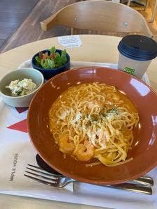 ベーカリー&カフェ メープルハウス