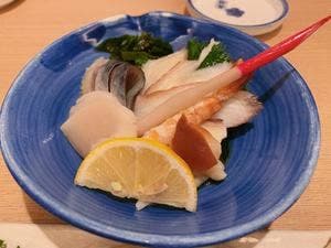 音羽鮨福岡空港第二支店