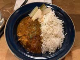 ツバキ 神田鍛冶町