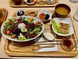 Cafe むすび 心と心を結ぶ 癒しの空間