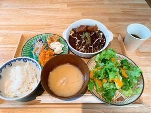 ナカメオンザビーチ