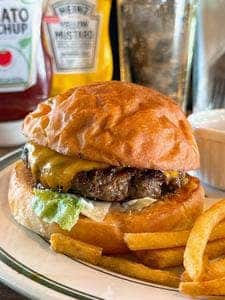 Burger lounge B.C. TOKYO