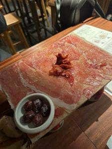 ワインの酒場。ディプント 神田店