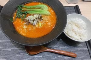 担担麺 千華 池田店