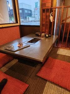 焼肉 牛乃虜