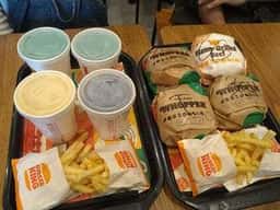 バーガーキング イオンモール日の出店