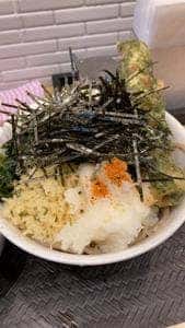 なぜ蕎麦にラー油を入れるのか。秋葉原2号店