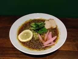 セロリとパクチー