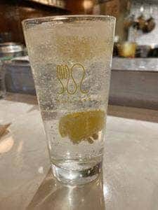 立ち飲みワイン 荒川STAND