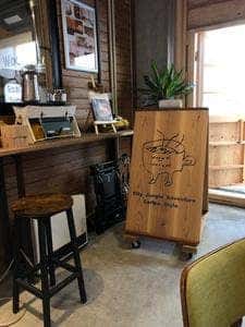 WOOD WOOD coffee roast service ファクトリー&ラボ