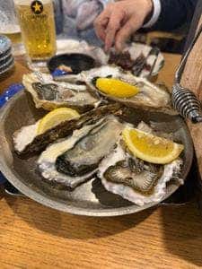 かき小屋 飛梅 神田西口店