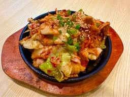 地鶏焼き鳥と築地海鮮 完全個室 よりみち 新橋総本店