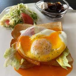 カフェ ルトンヌ