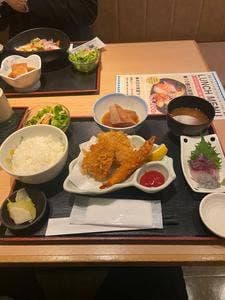 魚屋の居酒屋 魚錠 金山店