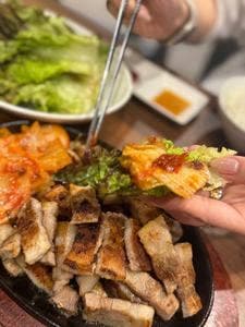 韓国酒家・韓国家庭料理 韓の香 狸小路横丁店