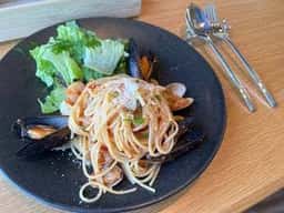 CAFE&RESTAURANT 燈下