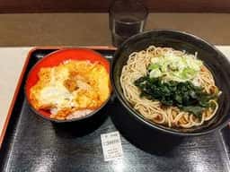 名代 富士そば 川崎西口店