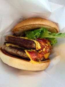 フレッシュネスバーガー サウスウッド店