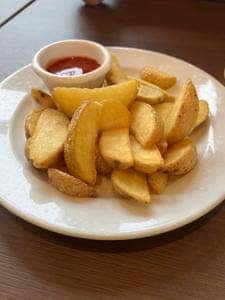 ニュー・トーキョー 東京競馬場店