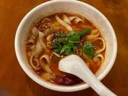 西安料理と刀削麺・火鍋 XI'AN 有楽町店