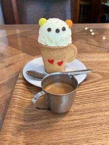 R・J CAFE