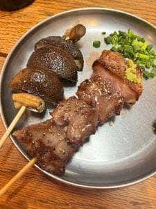 もつ焼 八郎
