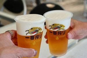 テレビ塔が見えるビアガーデン