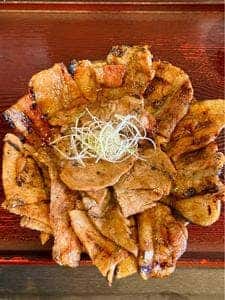 帯広豚丼 炭火焼 とんたん