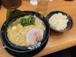 横浜家系ラーメン 町田商店 恵比寿東口店