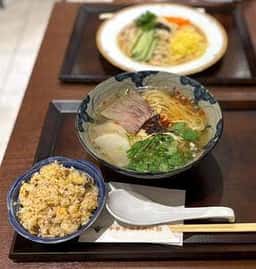 中華蘭州牛肉拉麺