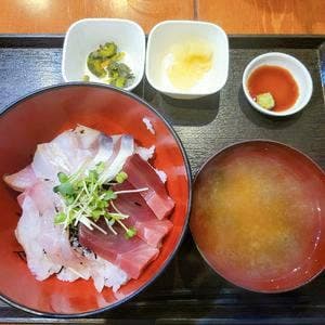 まぐろ酒場 さかなや大将